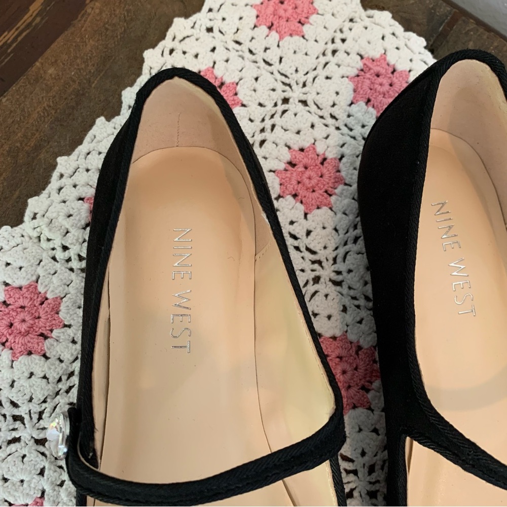 Nine West Helo Mary Jane Ballet Flats - Picture 8 of 10
